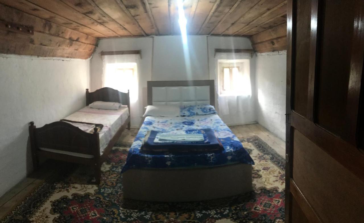 Marash Rrgalla Guesthouse Theth Eksteriør bilde